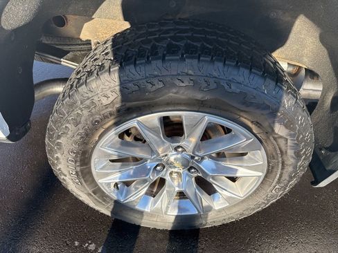 Used 2020 Chevrolet Silverado 1500 LTZ w/ LTZ Plus Package image 12