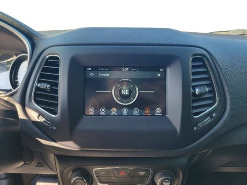 Used 2021 Jeep Compass Sport AWD/4WD image 21