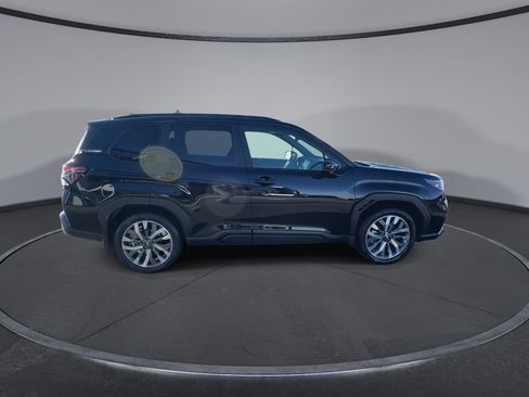 Used 2026 Subaru Forester Touring AWD/4WD image 9