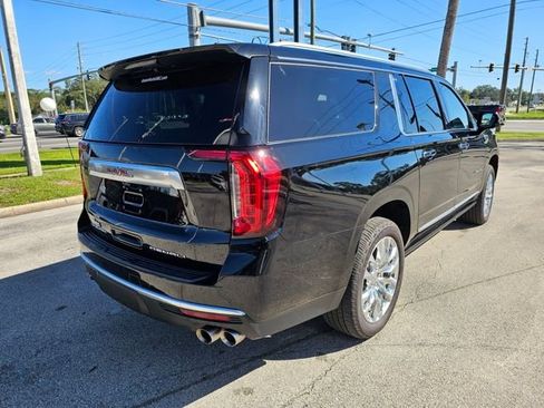 Used 2022 GMC Yukon XL Denali w/ Denali Ultimate Package image 5