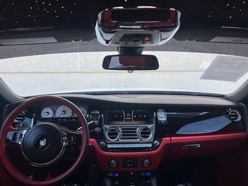 Used 2018 Rolls-Royce Ghost RWD image 4