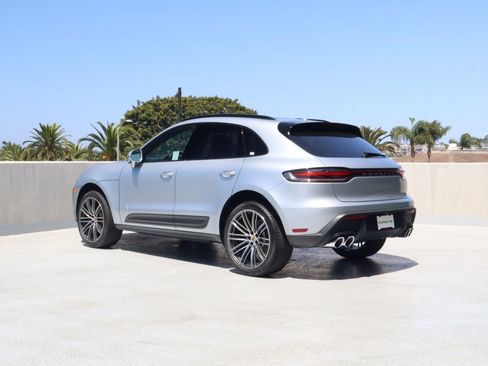New 2026 Porsche Macan AWD/4WD image 3