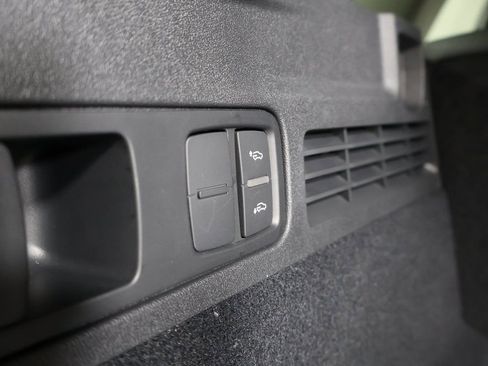 New 2025 Audi Q5 Prestige image 15