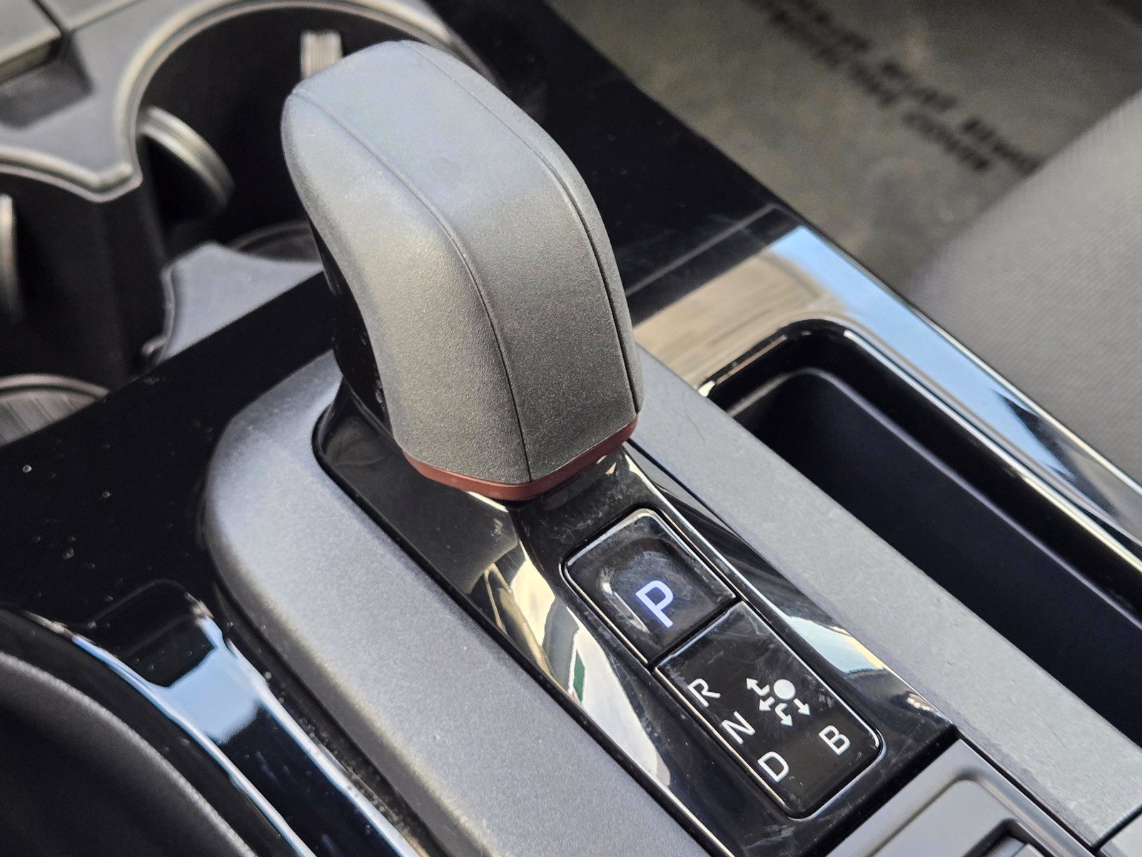 Used 2026 Toyota Prius Plug-In Hybrid FWD image 22