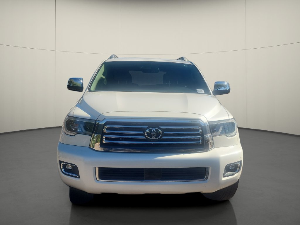 Used 2021 Toyota Sequoia Platinum AWD/4WD image 2