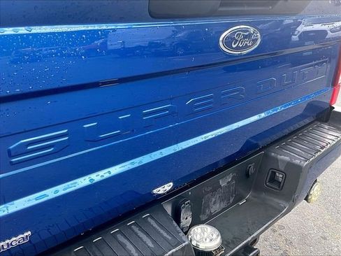 Used 2022 Ford F350 Lariat w/ Lariat Ultimate Package AWD/4WD image 8