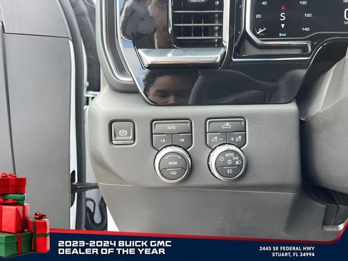 New 2025 GMC Sierra 1500 Elevation image 46