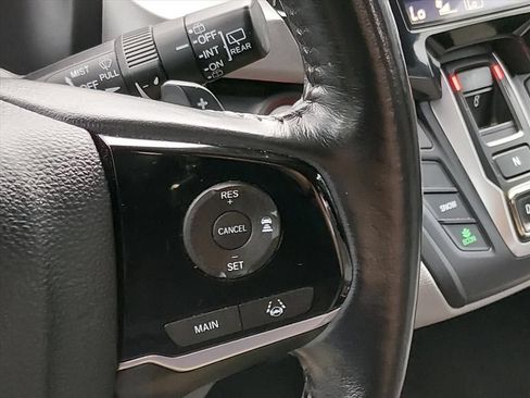 Used 2018 Honda Odyssey EX-L image 22
