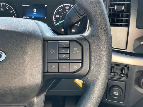 Used 2022 Ford F150 XL w/ Equipment Group 101A High RWD image 12