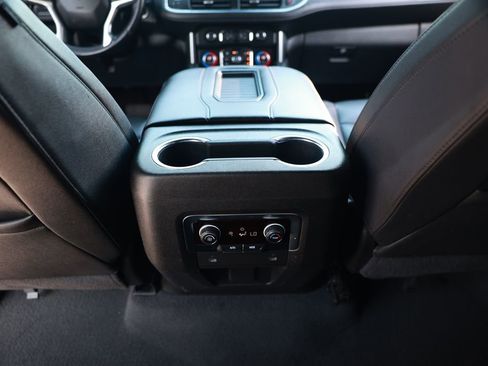 Used 2022 Chevrolet Tahoe Z71 image 32