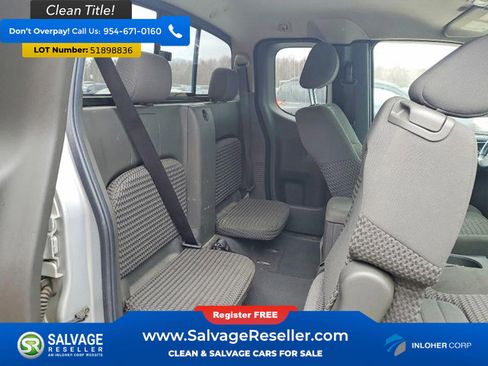 Used 2007 Nissan Frontier SE w/ Power Pkg AWD/4WD image 13
