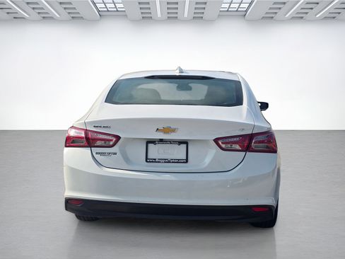 Used 2022 Chevrolet Malibu LT FWD image 4