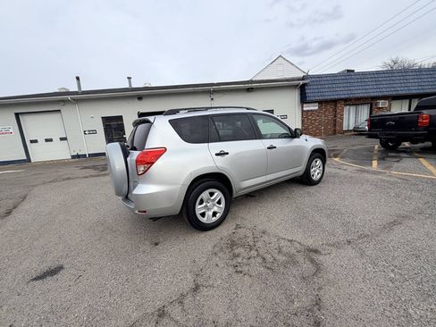 Used 2008 Toyota RAV4 4WD image 10