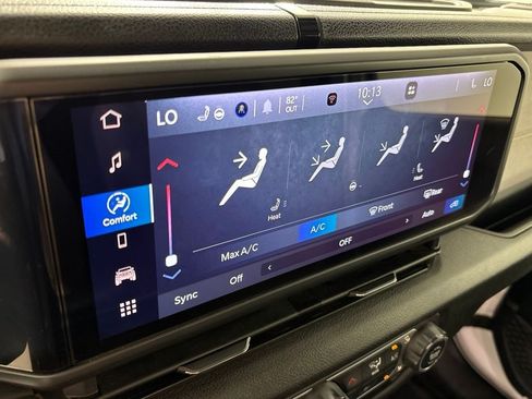 Used 2025 Jeep Wrangler Unlimited Sport AWD/4WD image 40