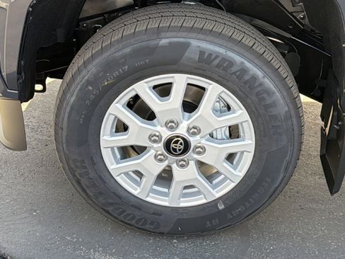 New 2026 Toyota Tacoma SR5 AWD/4WD image 9