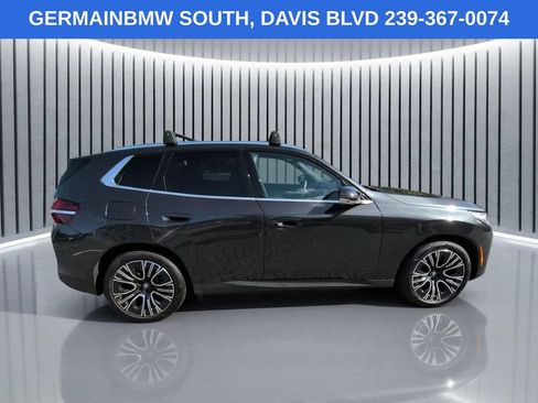 Certified 2025 BMW X3 xDrive30i w/ Premium Package AWD/4WD image 4