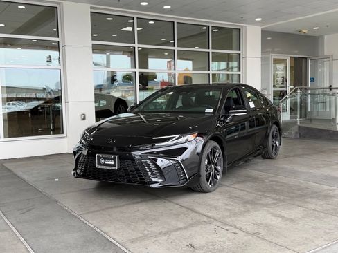 New 2026 Toyota Camry XSE AWD/4WD image 2
