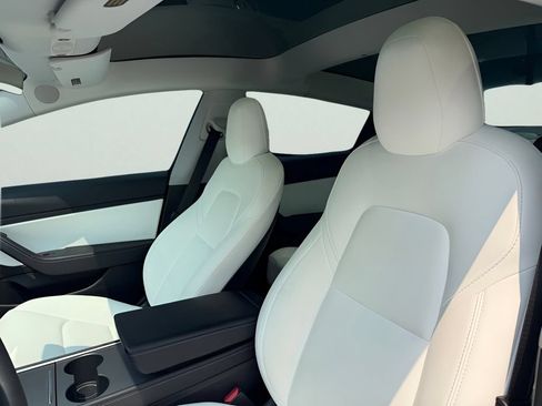 Used 2021 Tesla Model 3 Performance AWD/4WD image 17