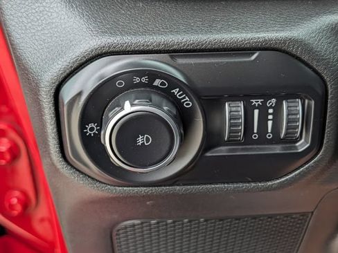 Used 2021 Jeep Wrangler Unlimited Sport AWD/4WD image 23