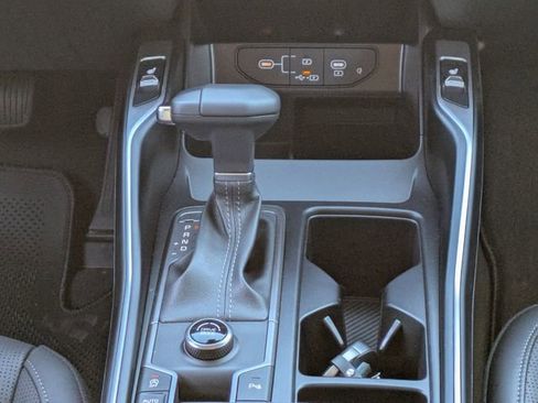 Used 2025 Kia Sorento S w/ Panoramic Sunroof Package image 21