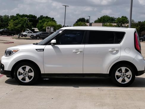 Used 2017 Kia Soul w/ Convenience Package FWD image 13