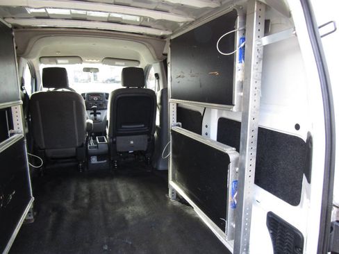 Used 2017 Nissan NV200 S image 22