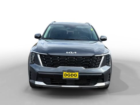 Used 2024 Kia Sorento S image 8