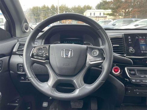 Certified 2022 Honda Pilot Touring image 14