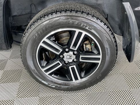 Used 2014 Honda Ridgeline Sport image 33