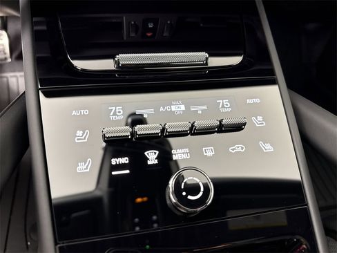 New 2026 Porsche Cayenne S image 30