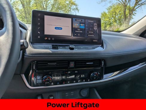Certified 2025 Nissan Rogue SL w/ Tech Package AWD/4WD image 22