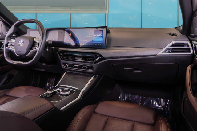 Used 2025 BMW 430i xDrive AWD/4WD image 40
