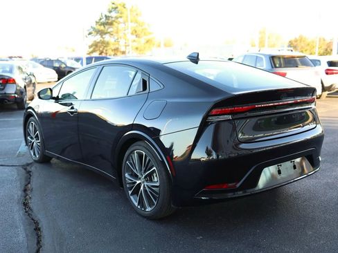 Used 2024 Toyota Prius XLE image 9