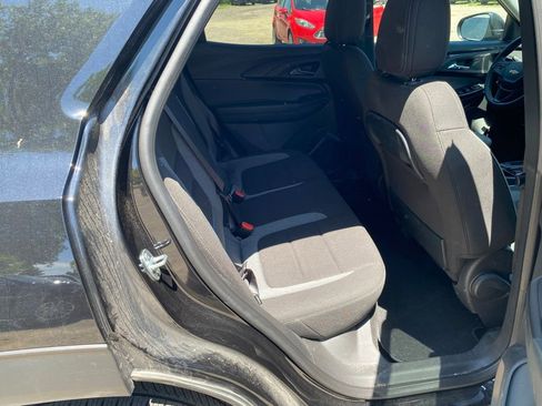 Used 2023 Chevrolet TrailBlazer LT FWD image 10