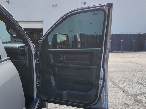 Used 2023 RAM 2500 Tradesman AWD/4WD image 9
