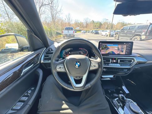 Certified 2024 BMW X3 xDrive30i w/ Premium Package image 18