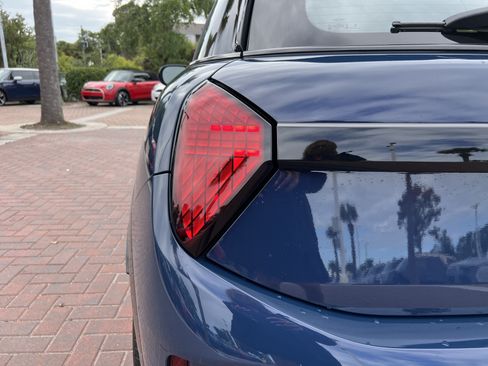 Used 2025 MINI Cooper S FWD image 38