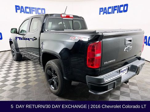 Used 2016 Chevrolet Colorado LT w/ Midnight Edition AWD/4WD image 6