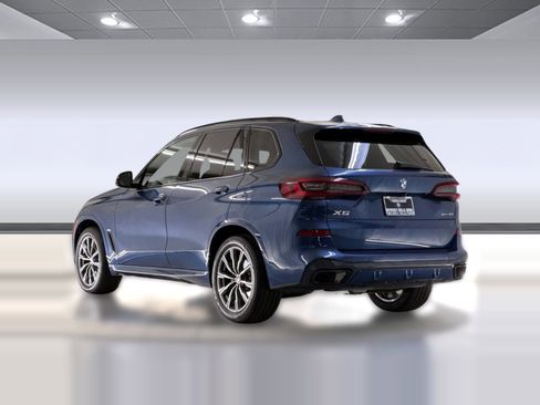 Used 2023 BMW X5 sDrive40i w/ M Sport Package RWD image 3