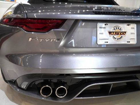 Used 2021 Jaguar F-TYPE R image 43