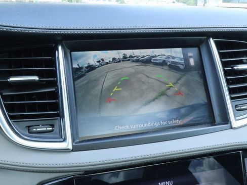 Used 2024 INFINITI QX50 Luxe image 4