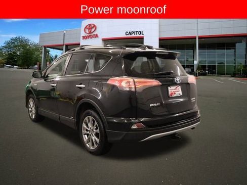 Used 2017 Toyota RAV4 Limited image 5