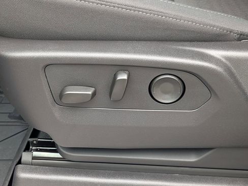 New 2026 Chevrolet Silverado 1500 LT image 19