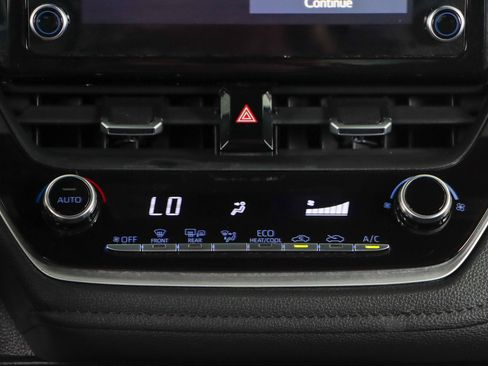 Used 2020 Toyota Corolla SE FWD image 20