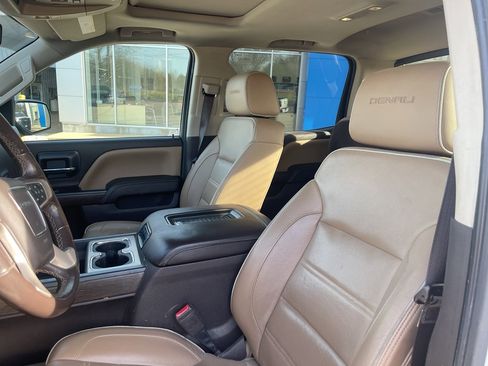 Used 2018 GMC Sierra 1500 Denali w/ Denali Ultimate Package image 5