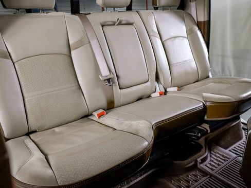 Used 2022 RAM 3500 Laramie image 32