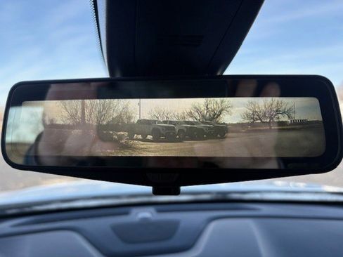 Used 2021 Chevrolet Traverse RS image 11