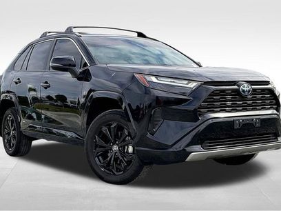 Used 2022 Toyota RAV4 SE w/ Convenience Package