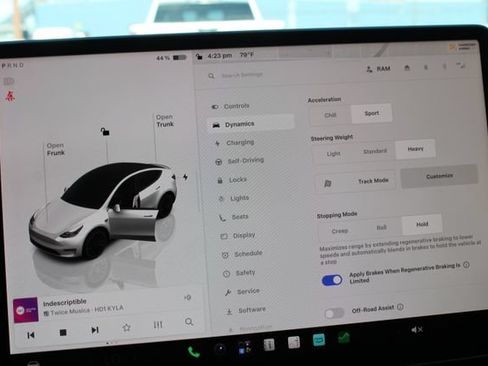 Used 2022 Tesla Model Y Performance AWD/4WD image 21