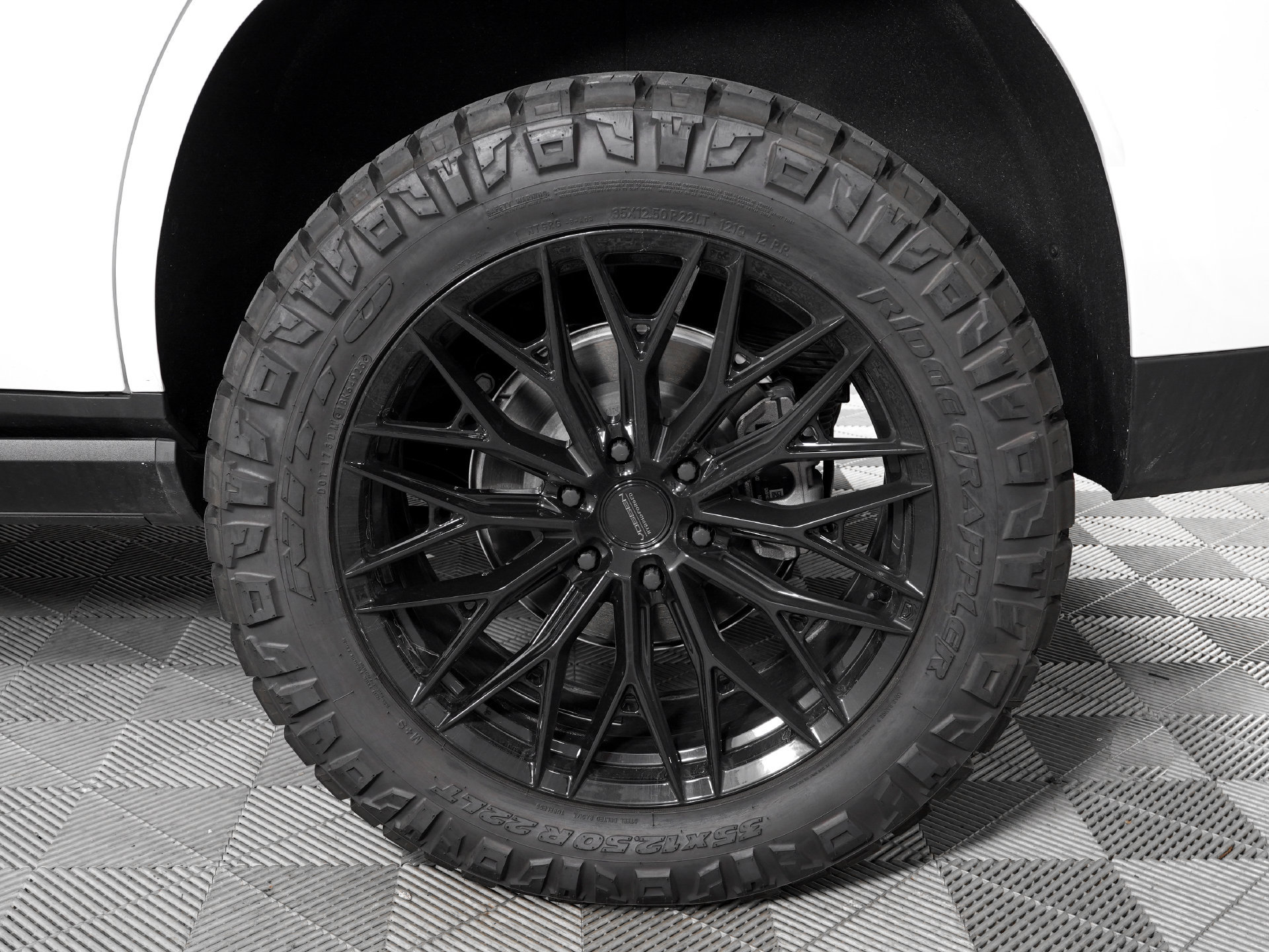 Used 2026 GMC Yukon AT4 Ultimate AWD/4WD image 37